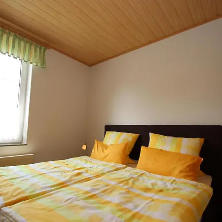 Reihenhaeuser In Strackholt 아파트 Grossefehn