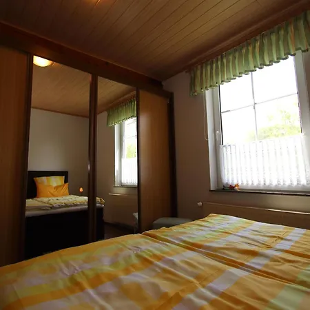 아파트 Reihenhaeuser In Strackholt